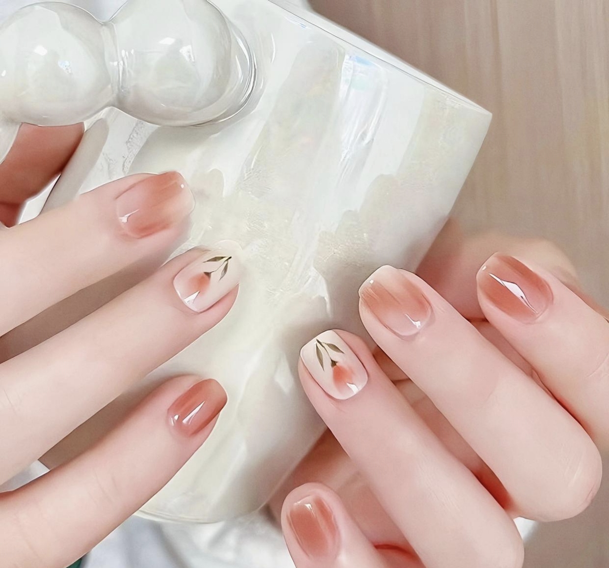 适合夏天的清新美甲