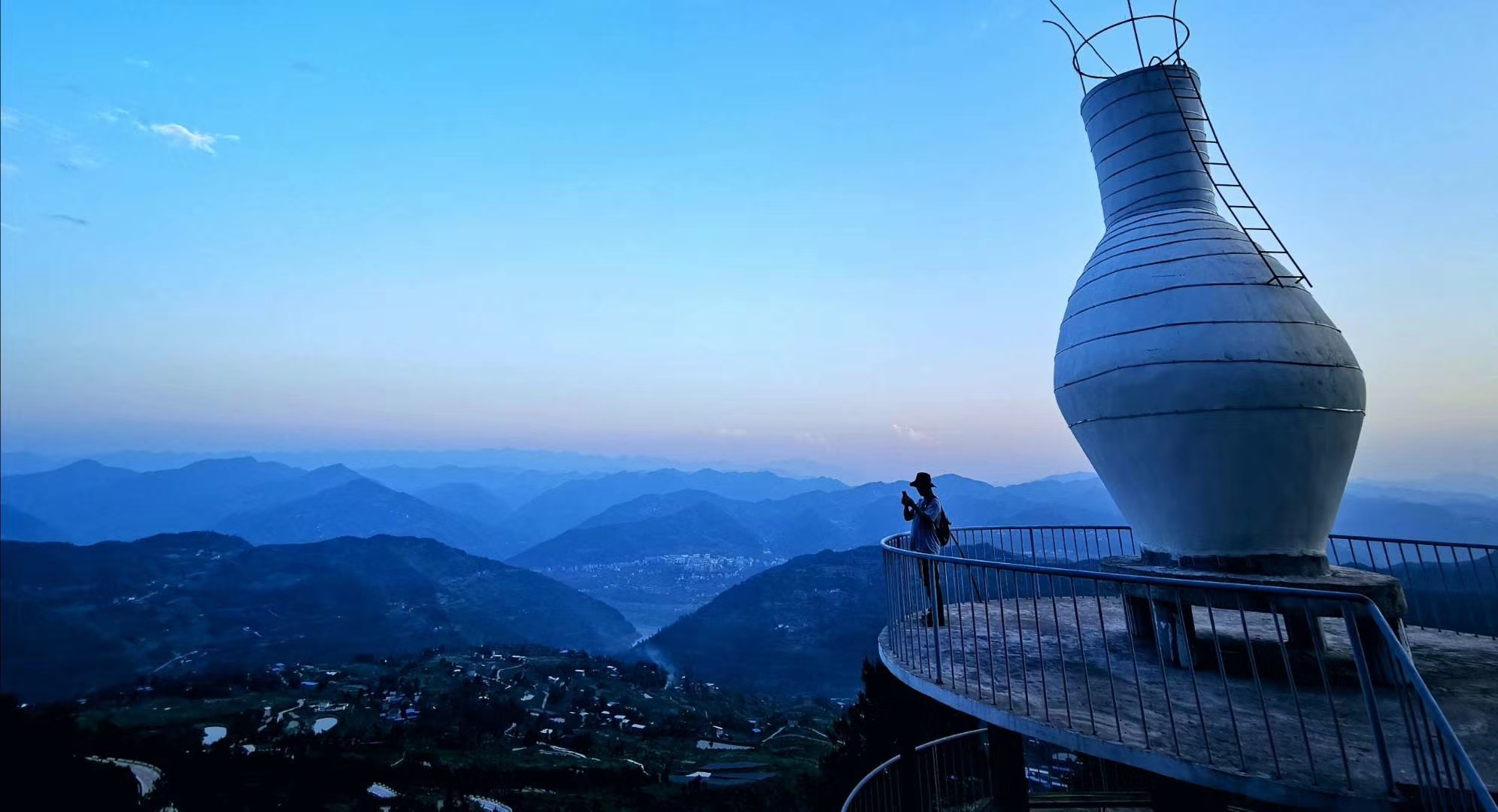 云阳红狮九女山景区图片