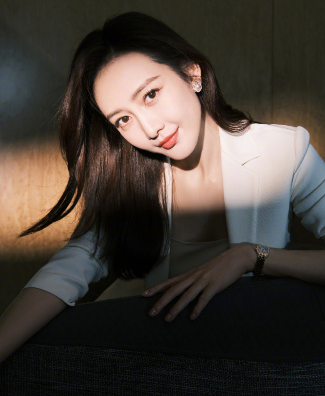 王鸥好美[嘻嘻][嘻嘻]