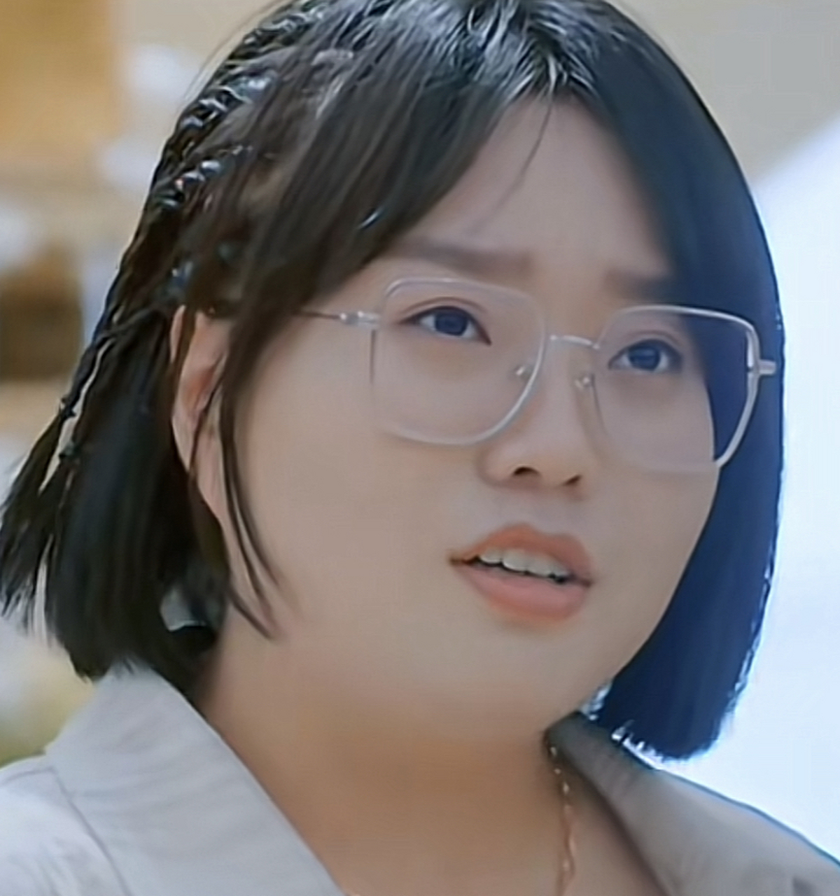 田曦薇直播自曝能够举起李雪琴!