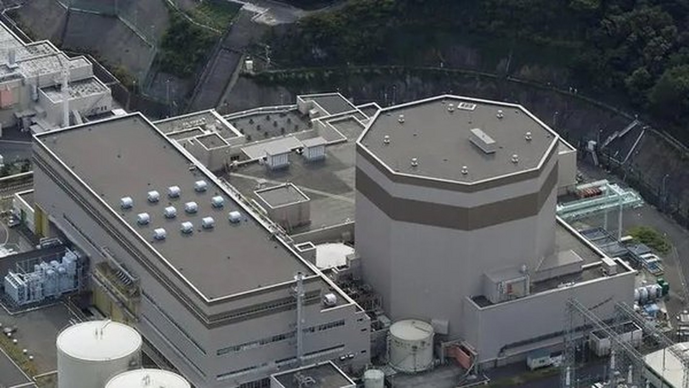 福井县敦贺核电站2号机组重启受阻,此前2011年因为冷却水的放射性物质