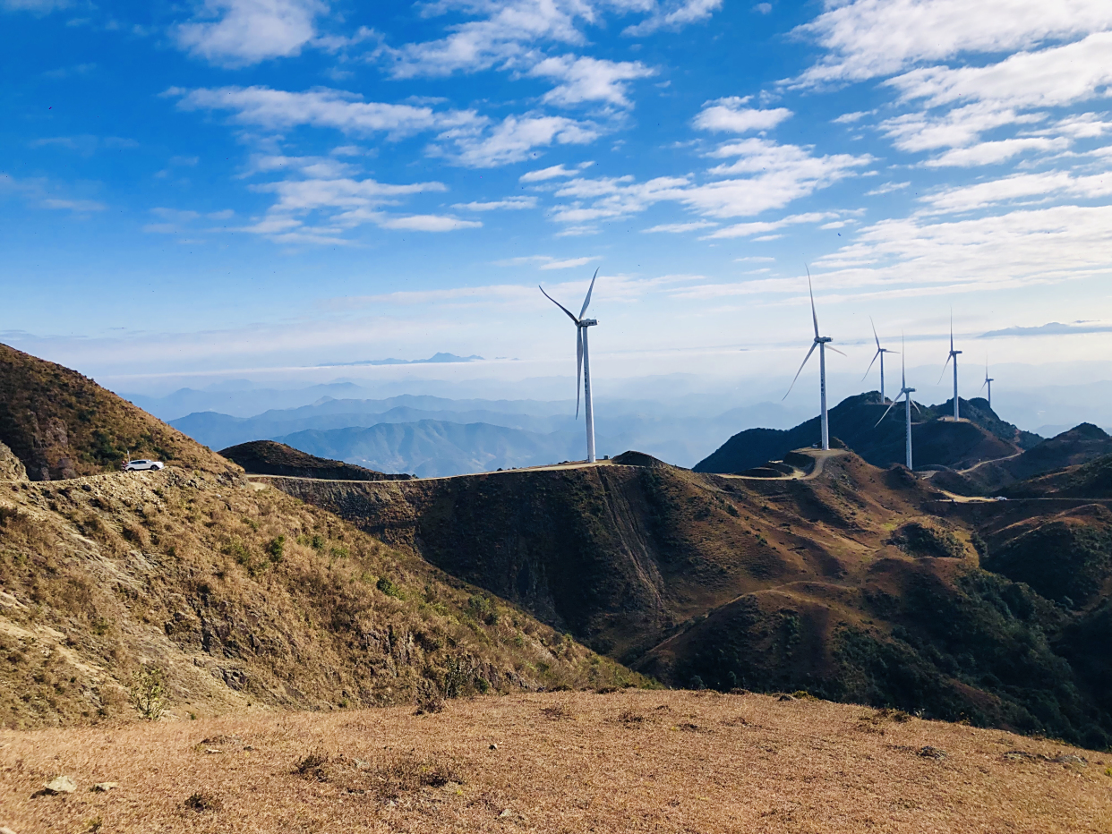广东河源一座可开车上顶的风车山,美得一塌糊涂,露营超级酸爽
