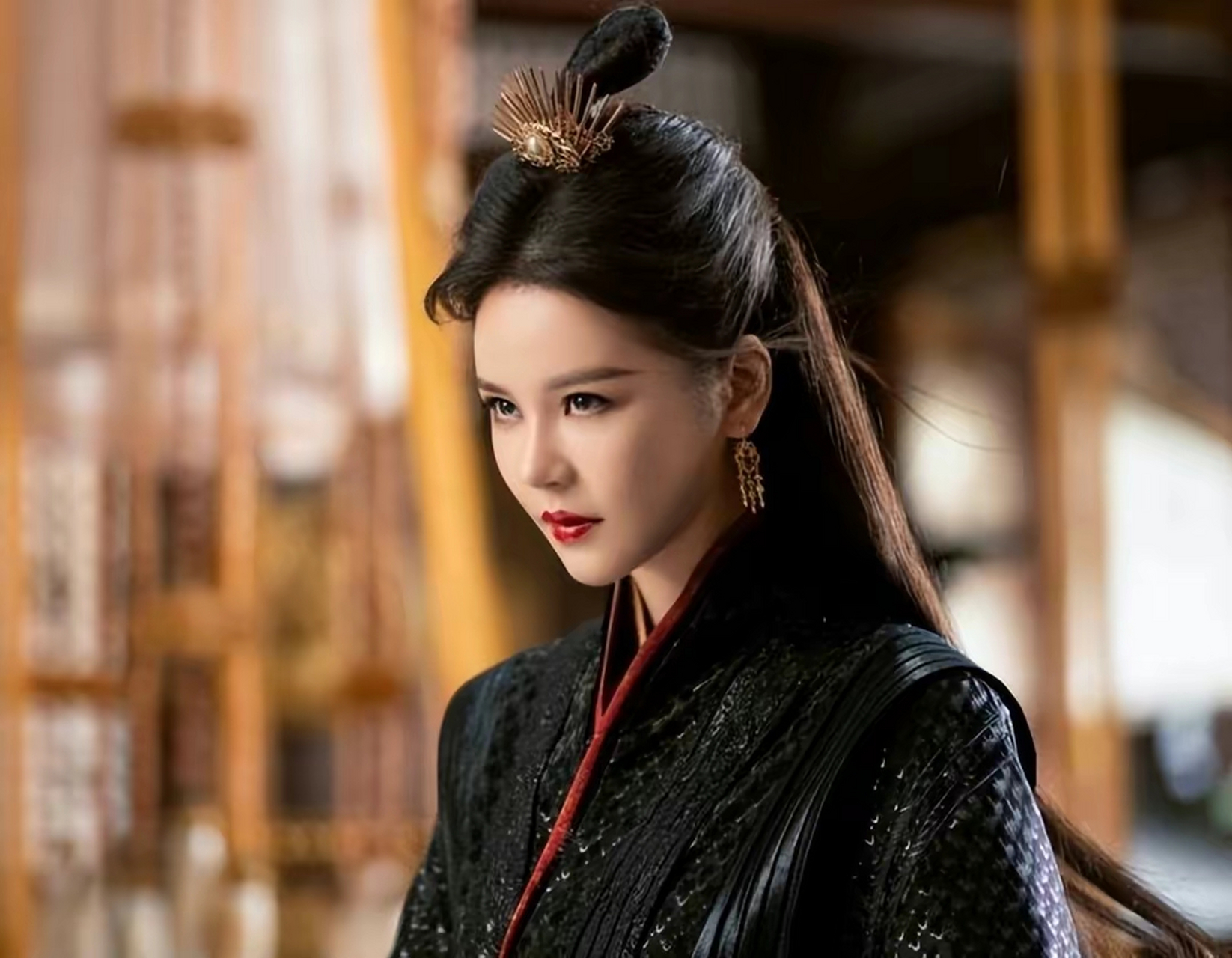 女星邱意浓和王晶再引猜测,靠怀中甜笑不避嫌  女星邱意浓晒出了一则