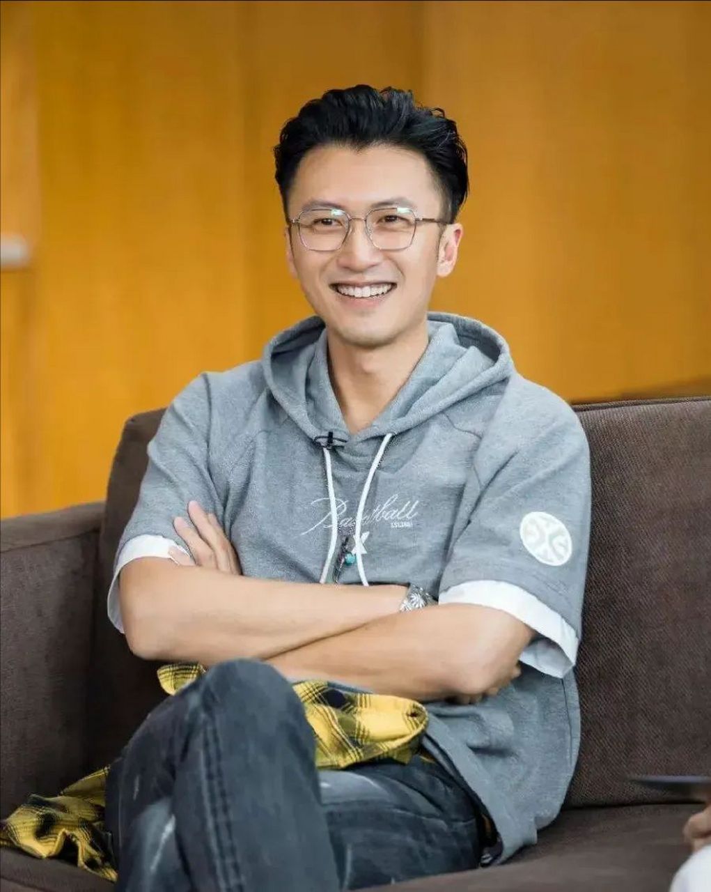 谢霆锋有苦难言,谢贤中锋醒来喊话张柏芝复婚才是对王菲最大的羞辱.