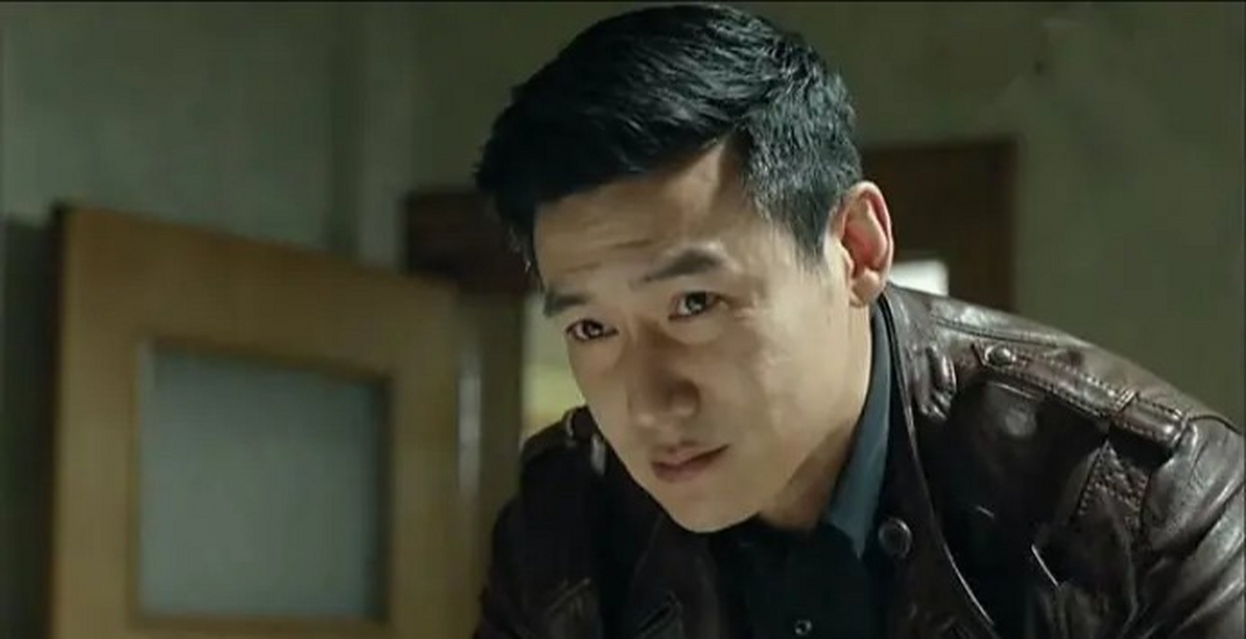 2016年,《人民的名义》开拍,陆毅嫌弃片酬太低,坚决不出演,陆毅说:"80