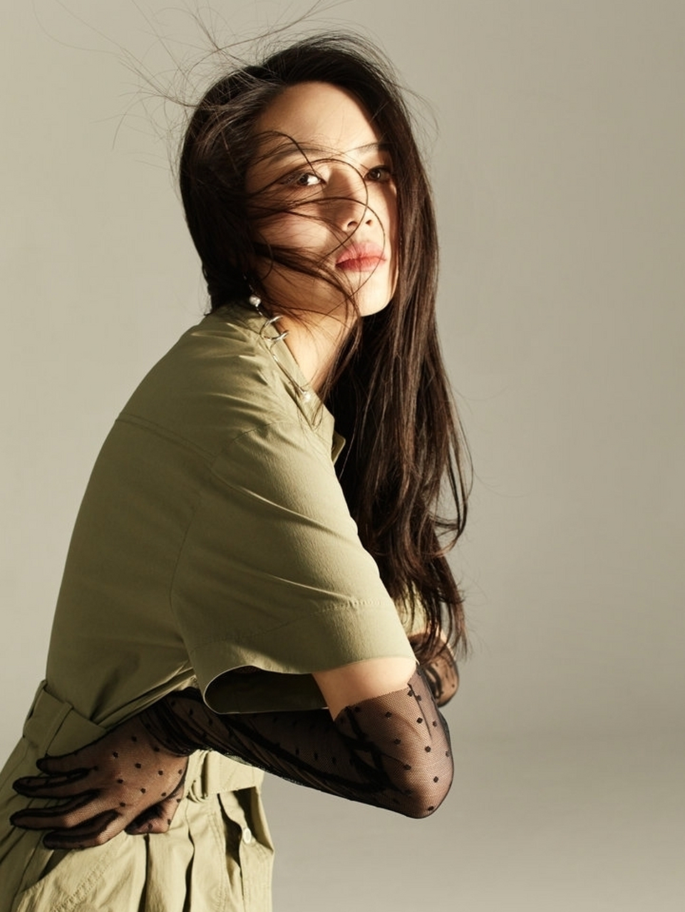 周晓凡充满力量感的演员,能在好人与坏人之间无缝游走,凭借精湛的演技