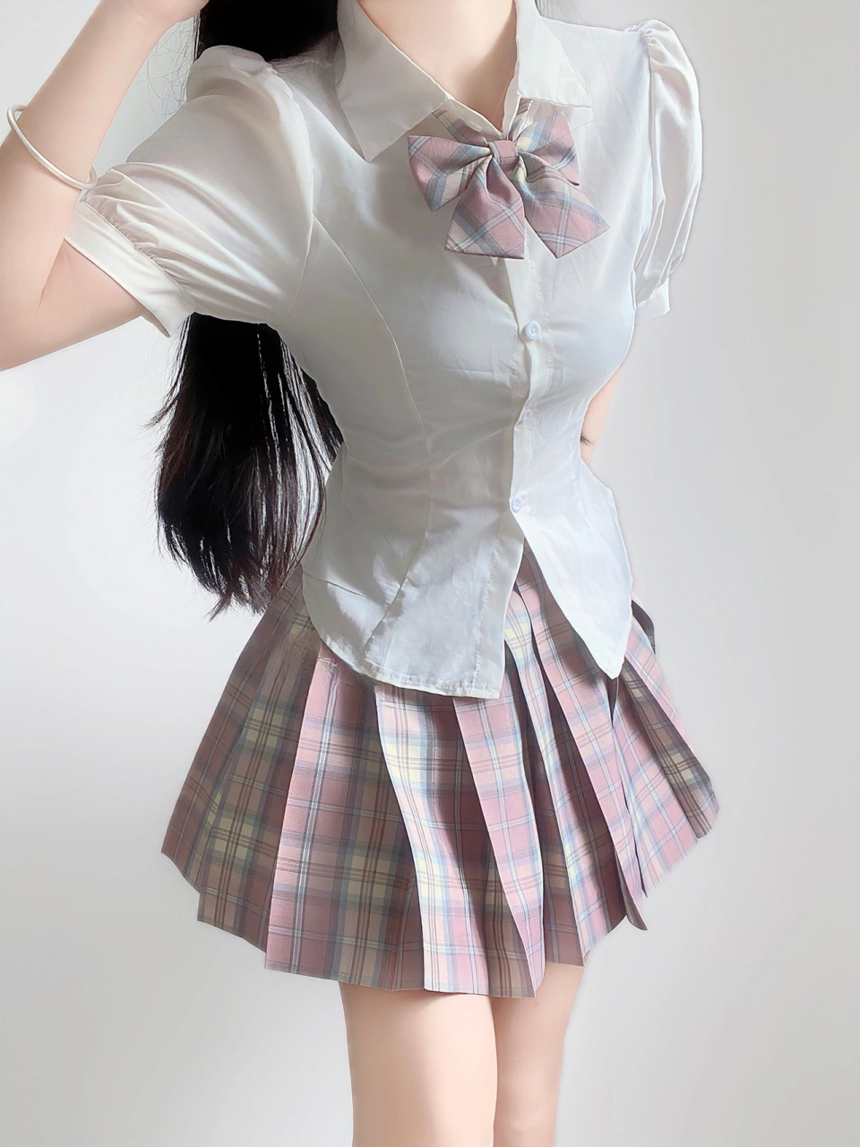 樱奈春时这条漫画感格裙算是我比较喜欢的一条粉格了,青春少女感的粉