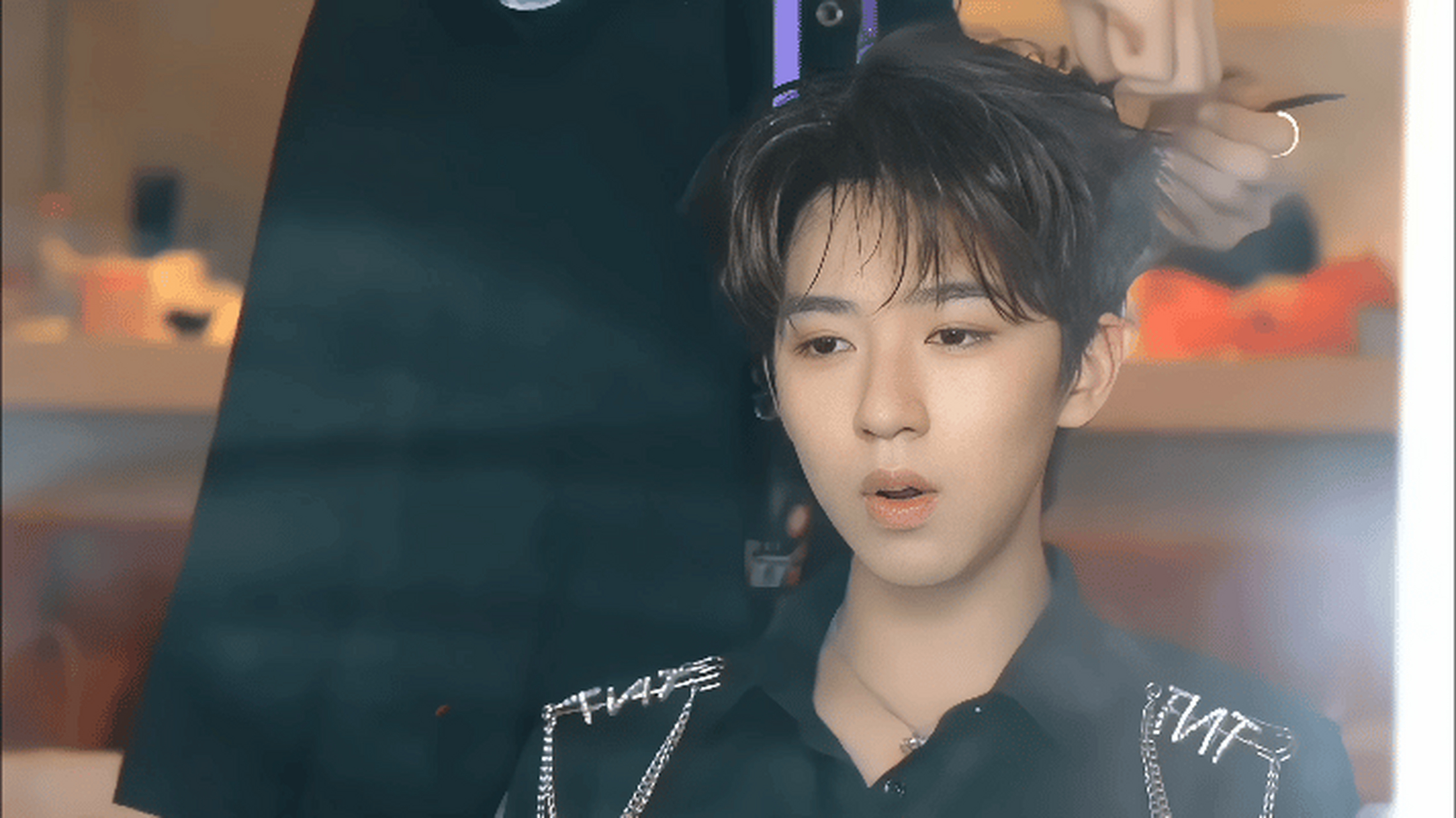 美疯了!伟大的一张脸[色]#时代少年团# #贺峻霖