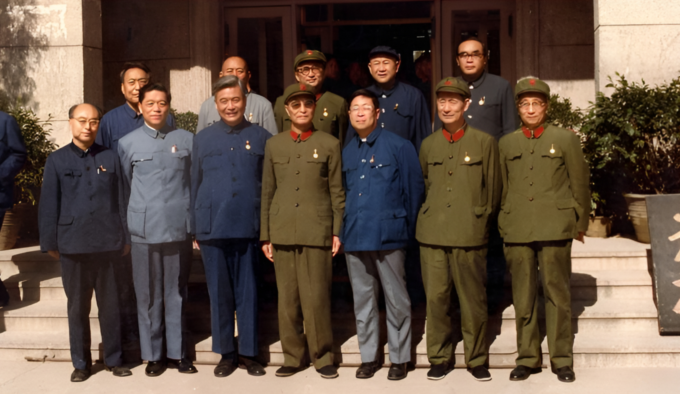 最亮的星:邓稼先,于敏,陈能宽,周光召,张震寰