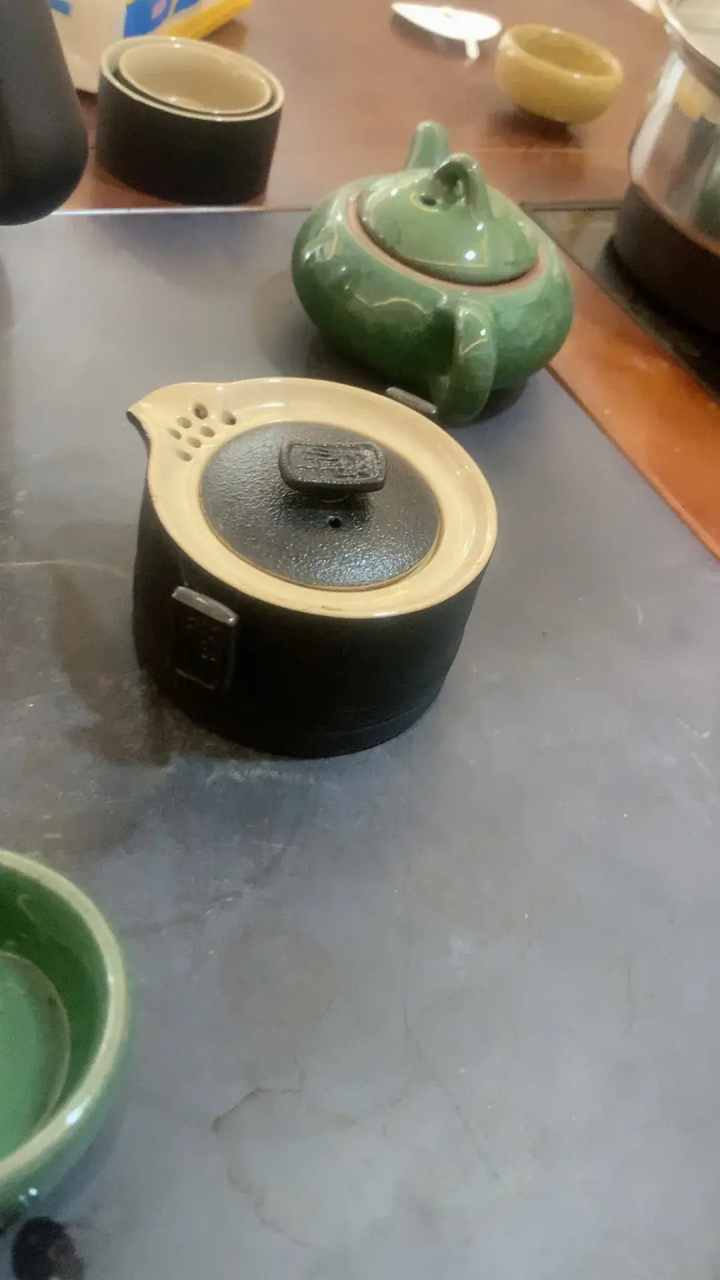 不要再被人洗脑了,说10万的车和30万的车都只是代步工具,其实不一样.