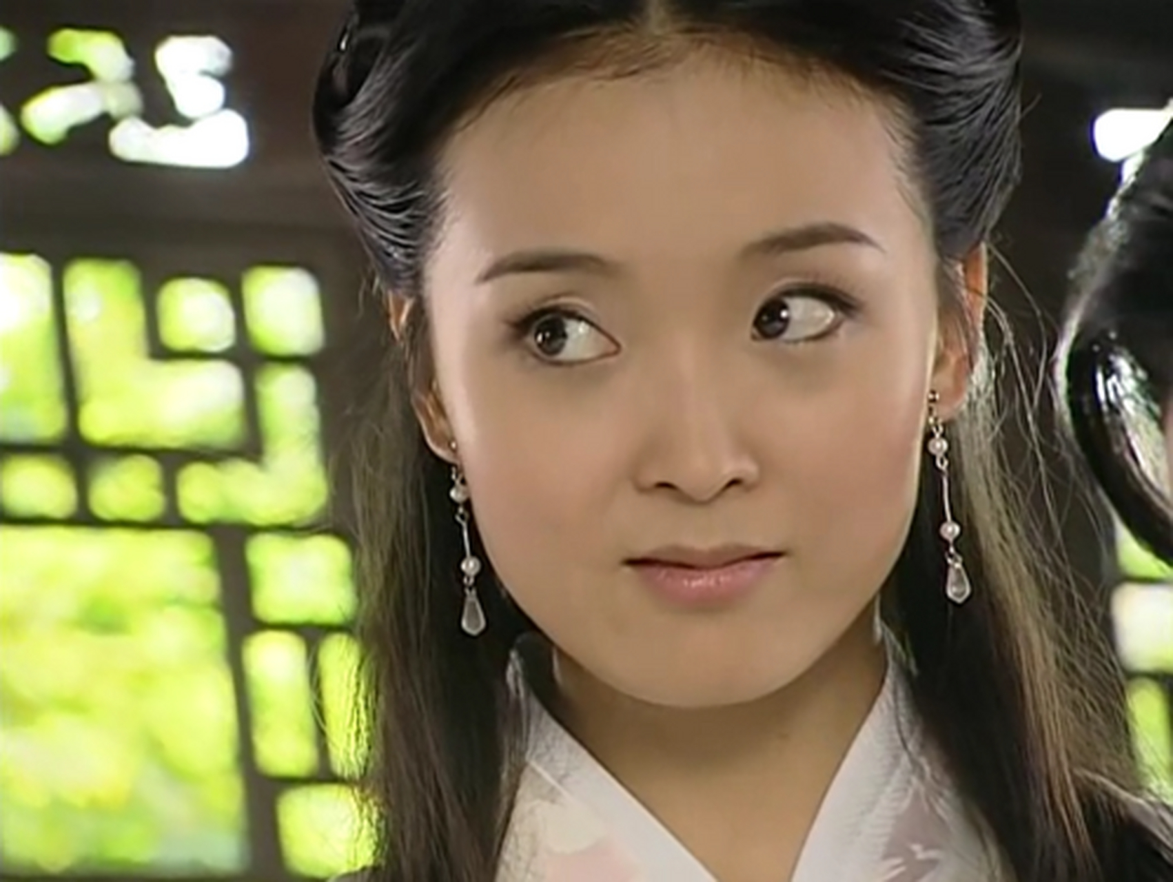 王艳饰演的凝香,每个古装扮相都喜欢