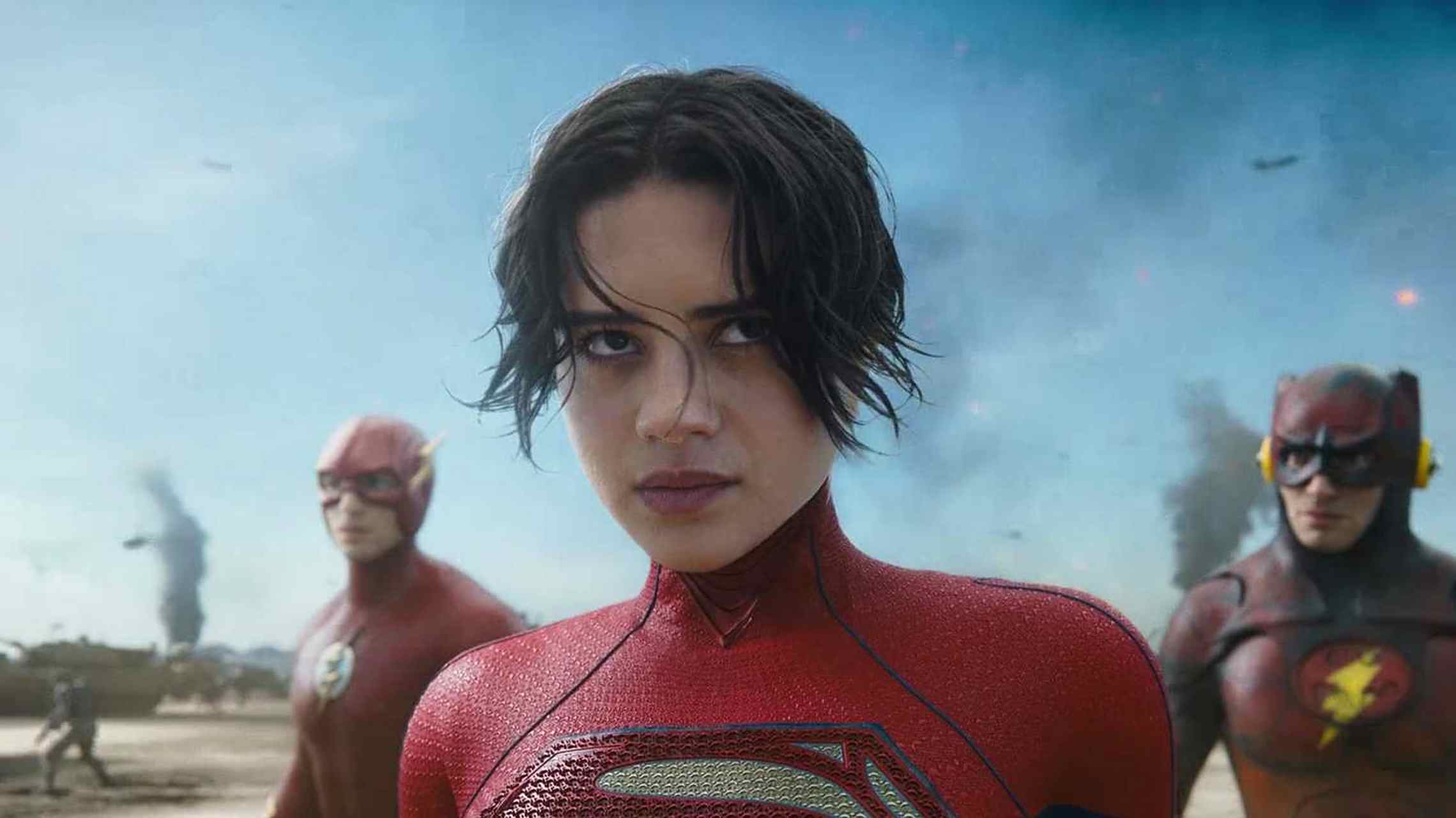 闪电侠中的女超人,长得还行吧,挺好看的.#闪电侠