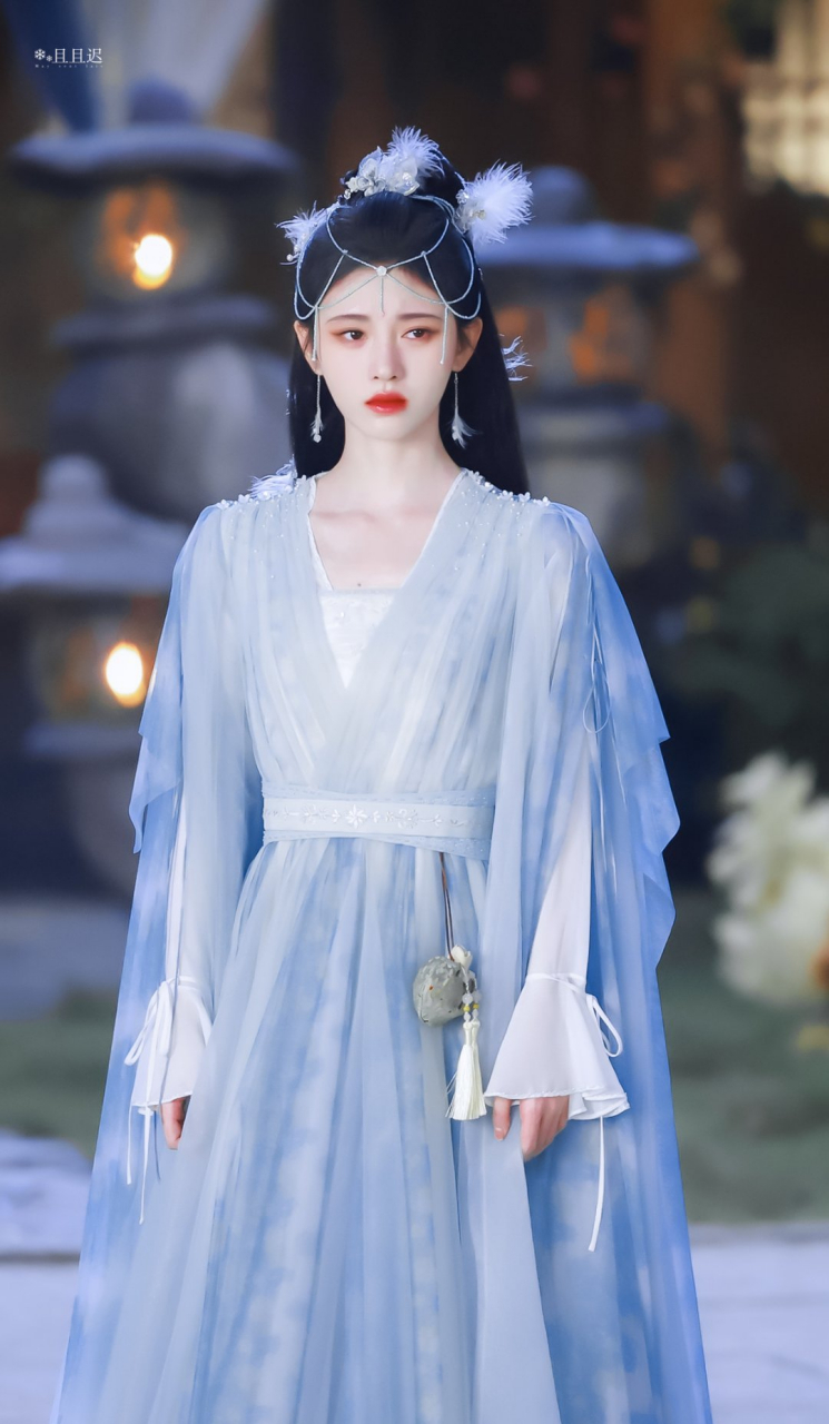 花戎 / 鞠婧祎壁纸 / 魏枝  祝天下第一只凰鸟魏枝生日快乐!