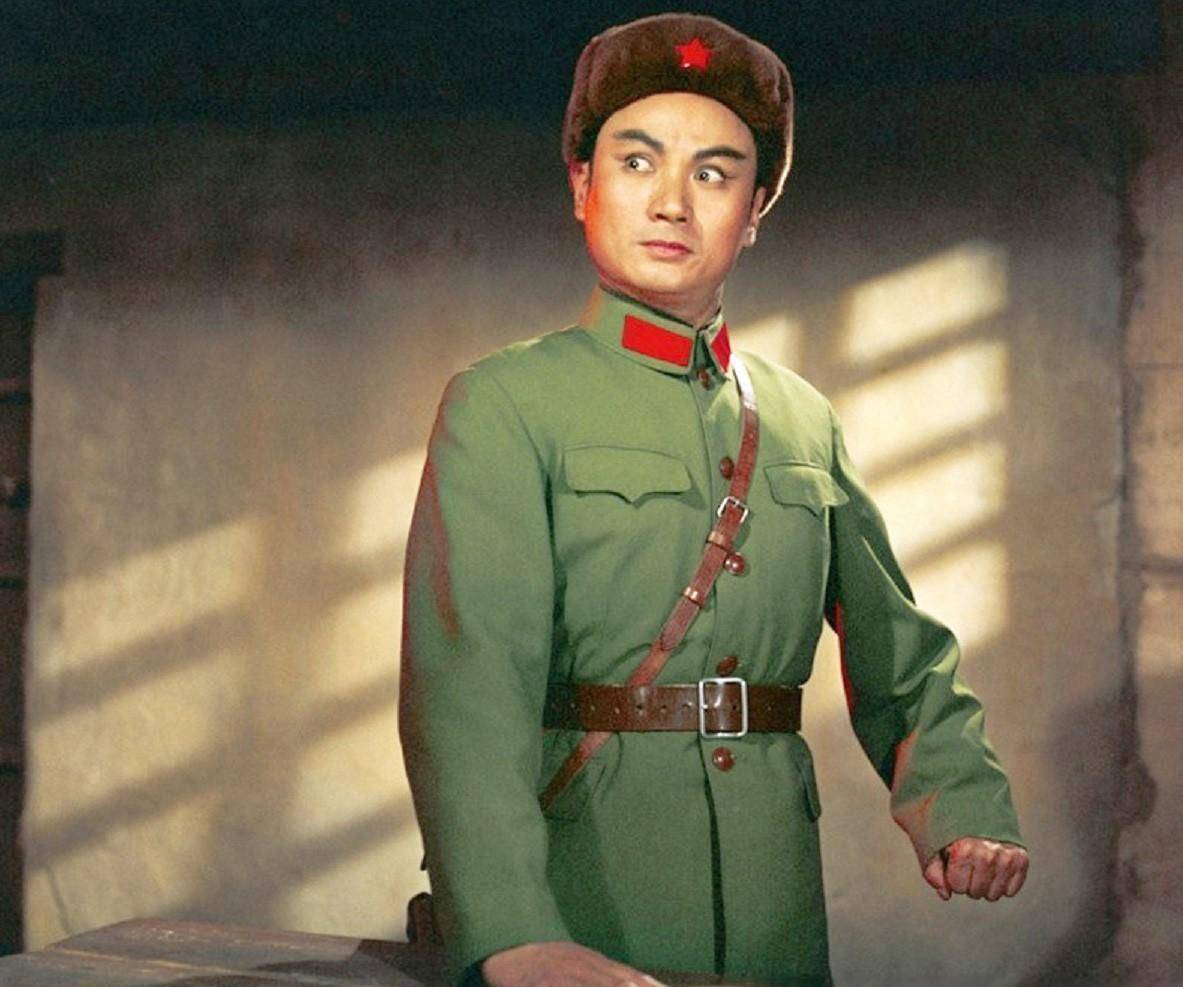 童祥苓饰演的杨子荣已成经典,于会泳为何又找别人顶替他出国演出