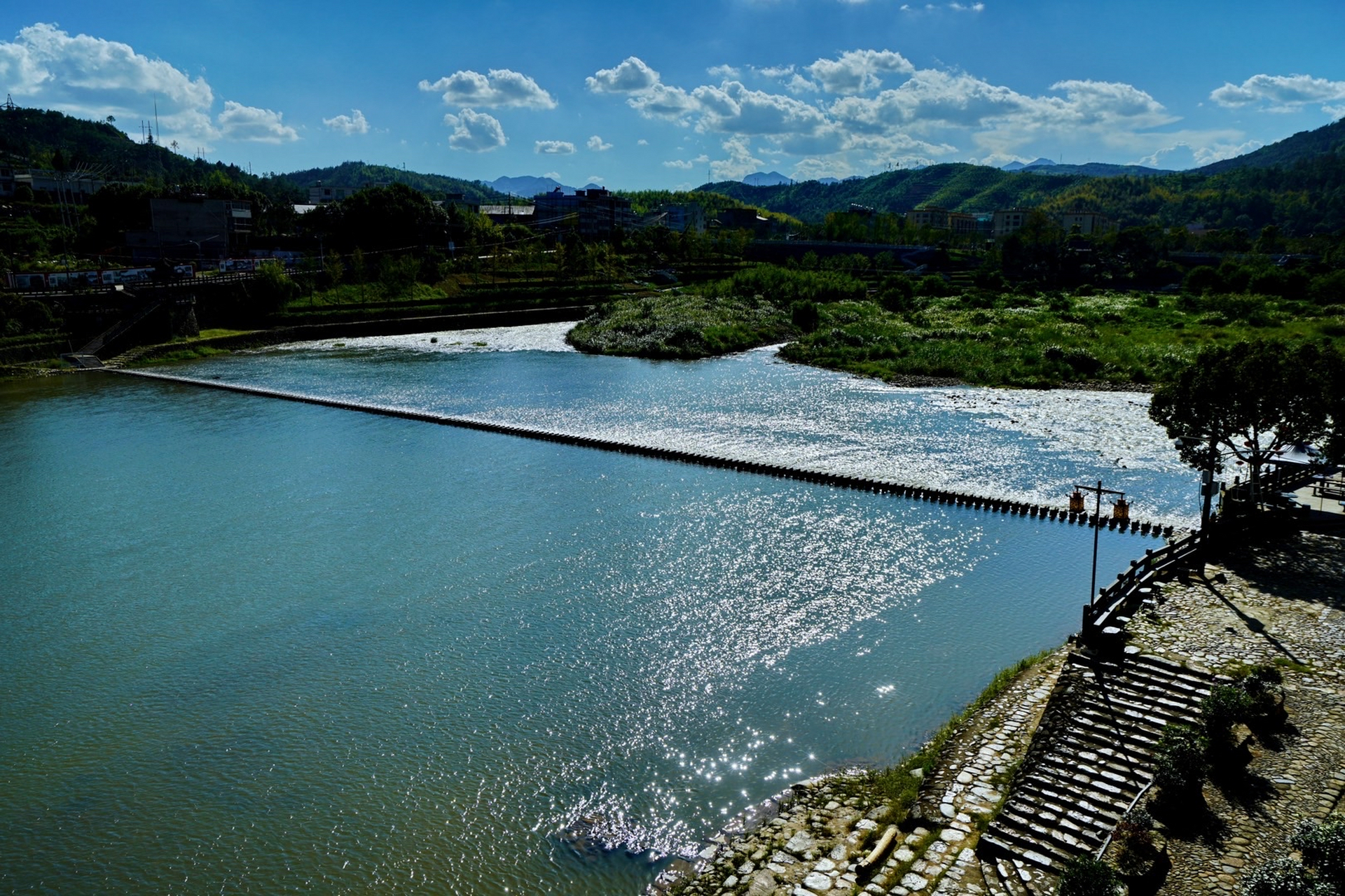秋天来到世界最长古碇步:泰顺仕水碇步,就知道什么是秋高气爽,秋水
