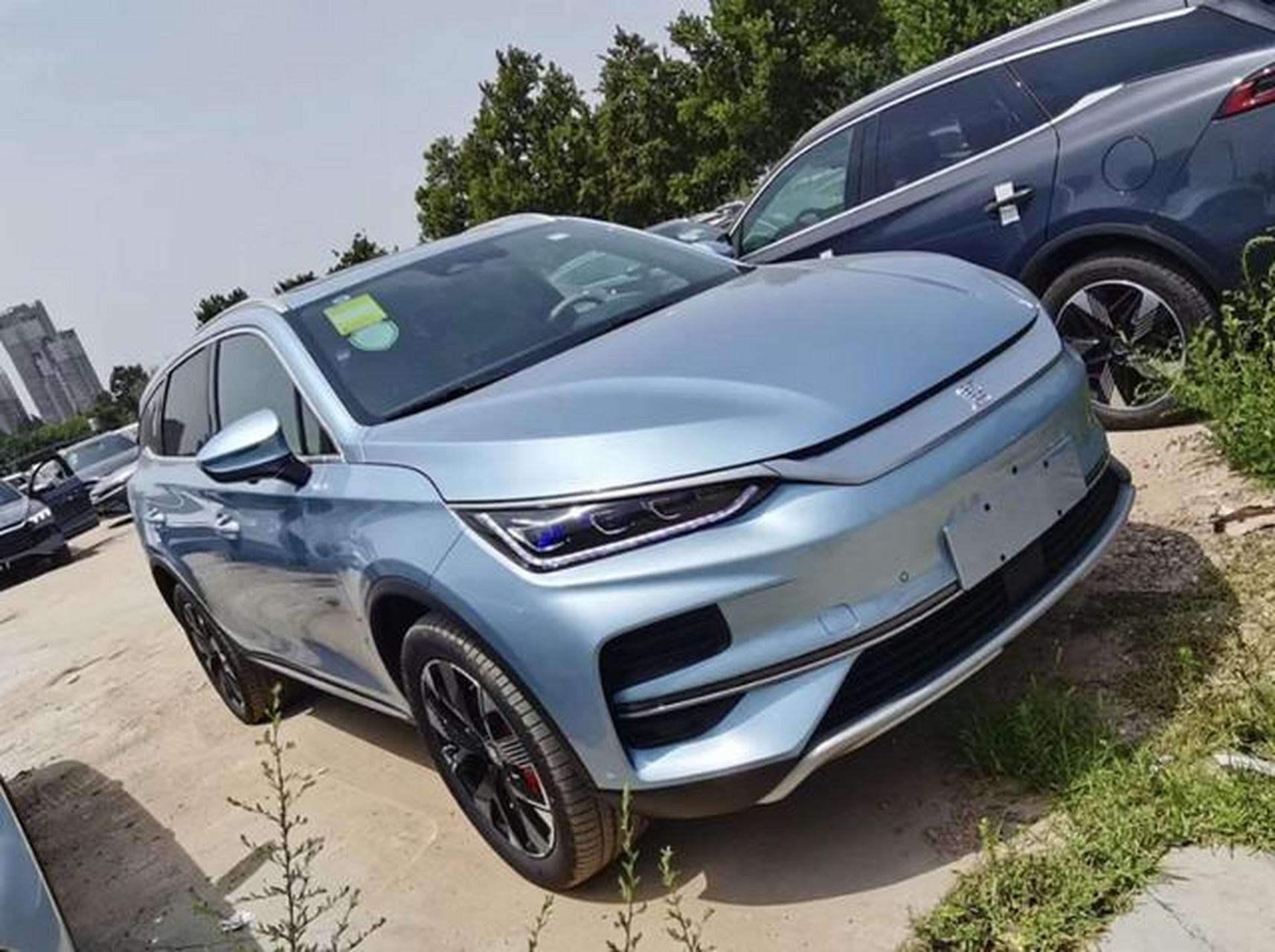 新款比亚迪唐ev到店,新增冰川蓝涂装,车机系统升级,或近期上市