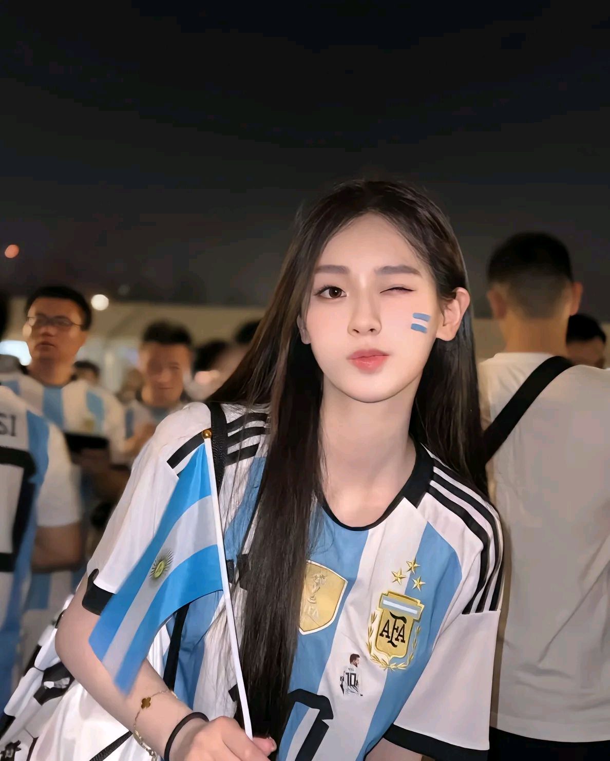 足球场上的美女