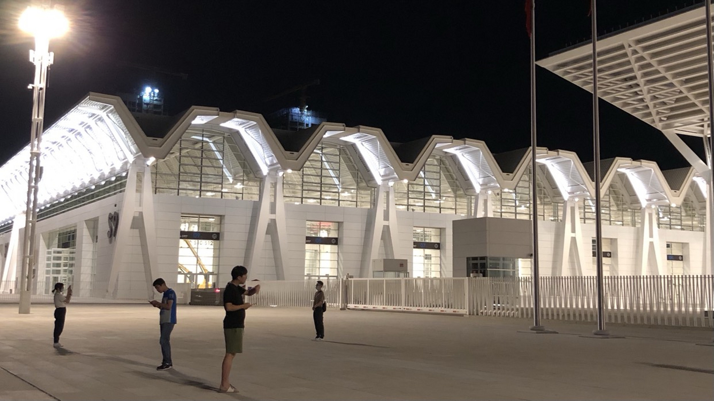 坐落在天津津南区,一期工程已基本完成,六月二十四