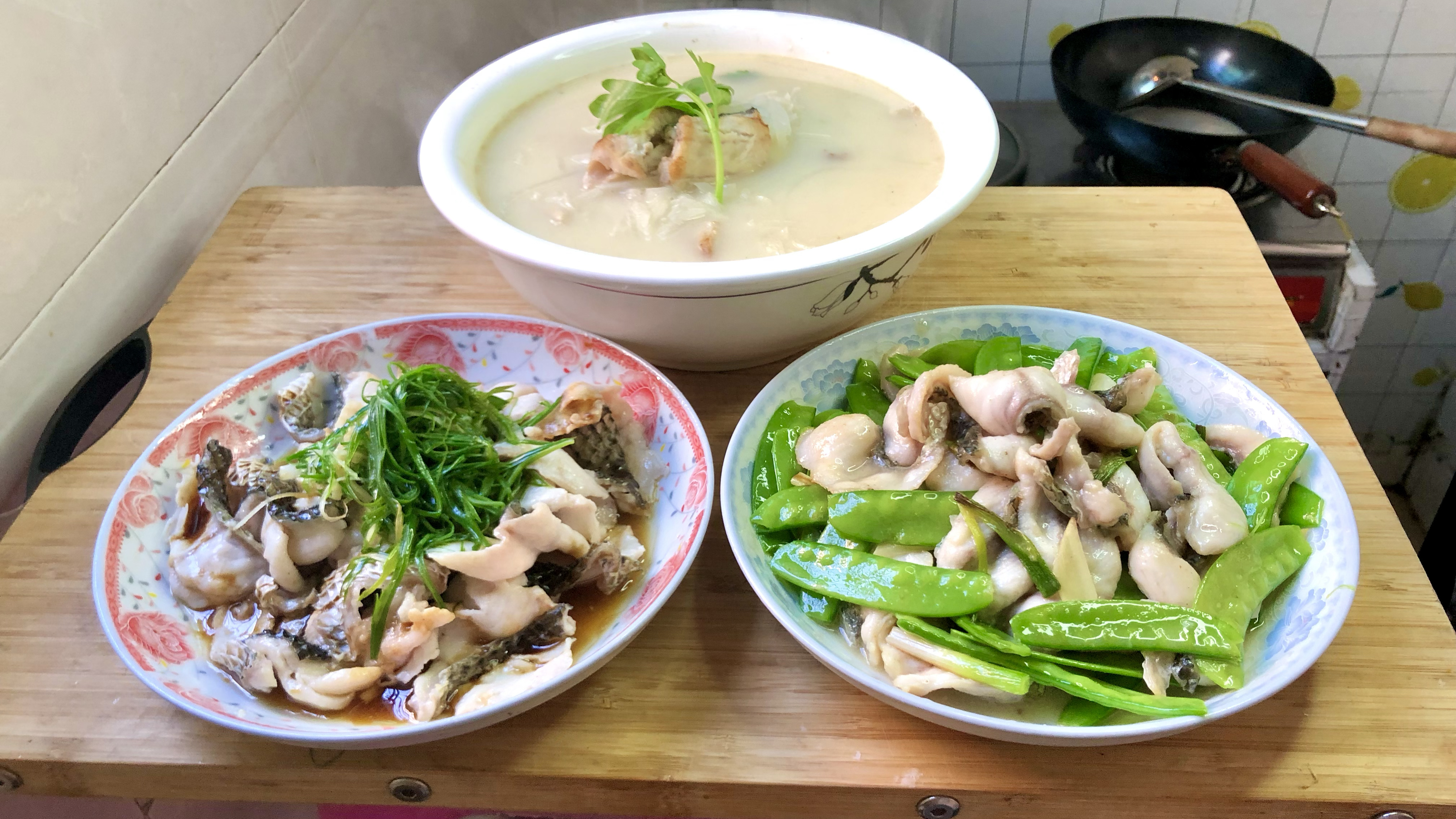 江苏名菜:将军过桥(黑鱼三吃),鱼汤,炒鱼片,白灼黑鱼