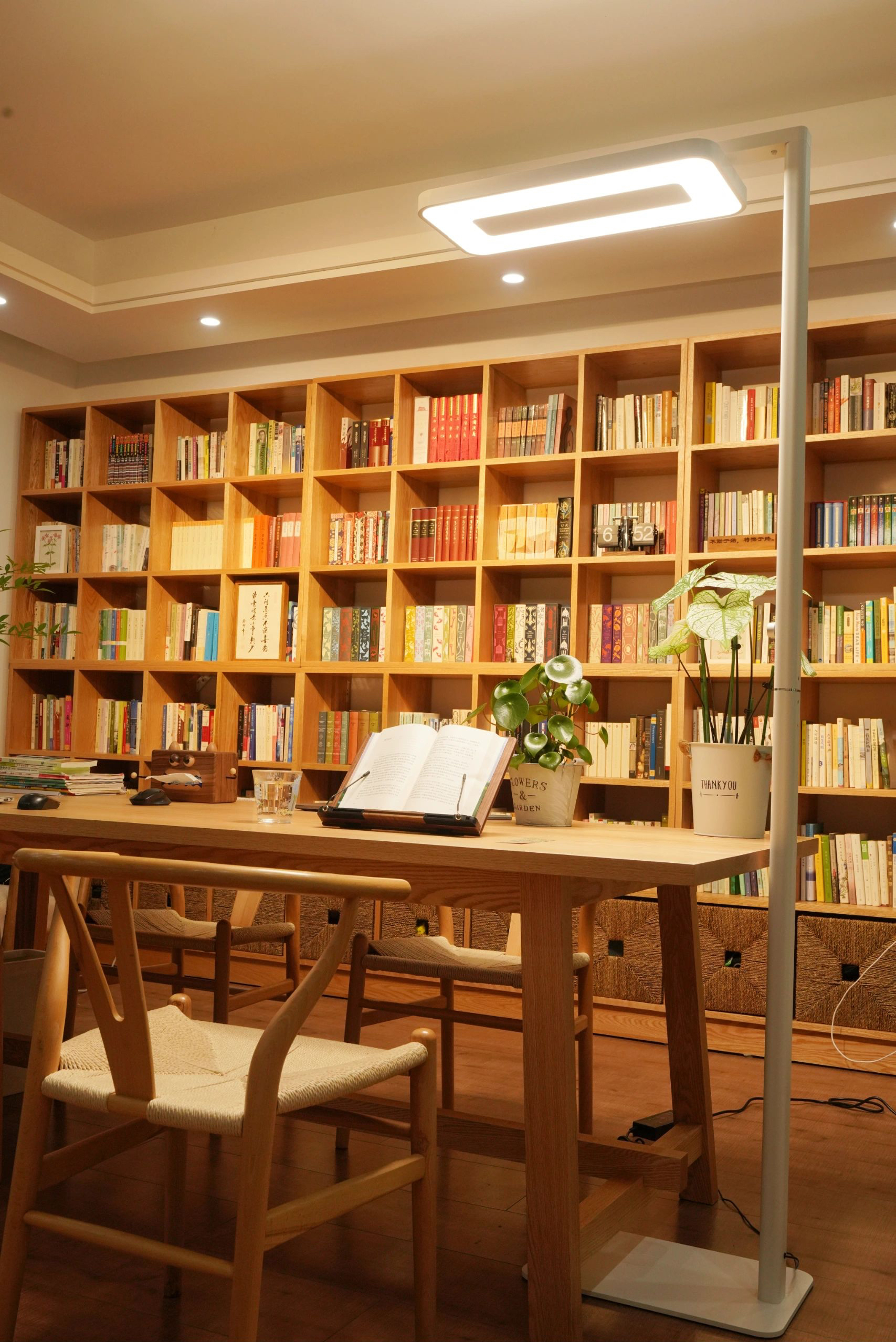 中式,美式,现代原木风,哪个风格的书房更合你的心意?