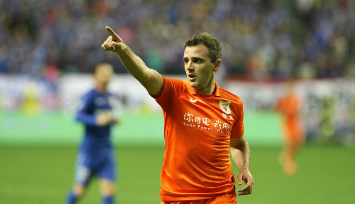 蒙蒂略退役,不知山东鲁能泰山的球迷可还记得曾经的"蒙妞"