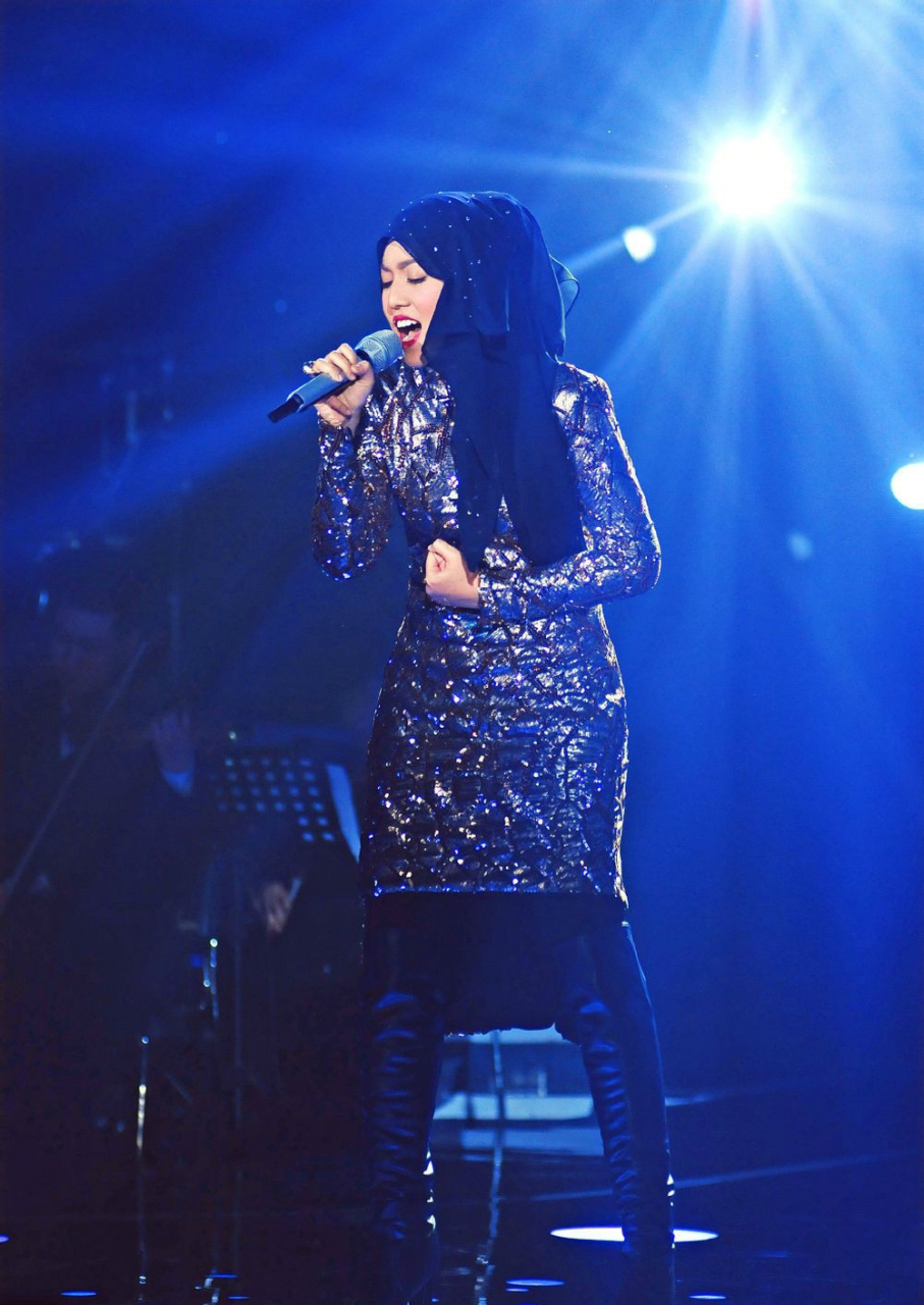 马来西亚歌手茜拉(五).