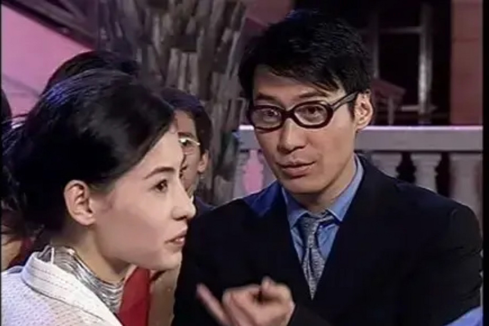 张柏芝和黎明曾因合作《情迷大话王》一吻定情,当时张柏芝有了陈晓东