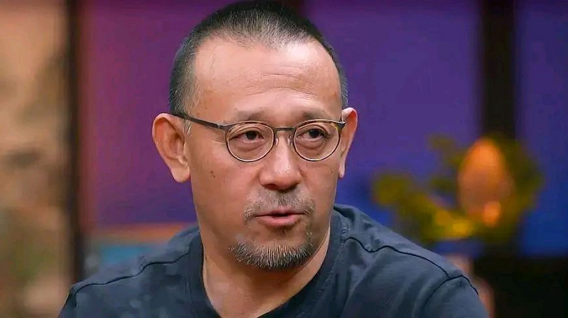 当年,姜文受到邀请去《北京人在纽约》剧组拍戏.