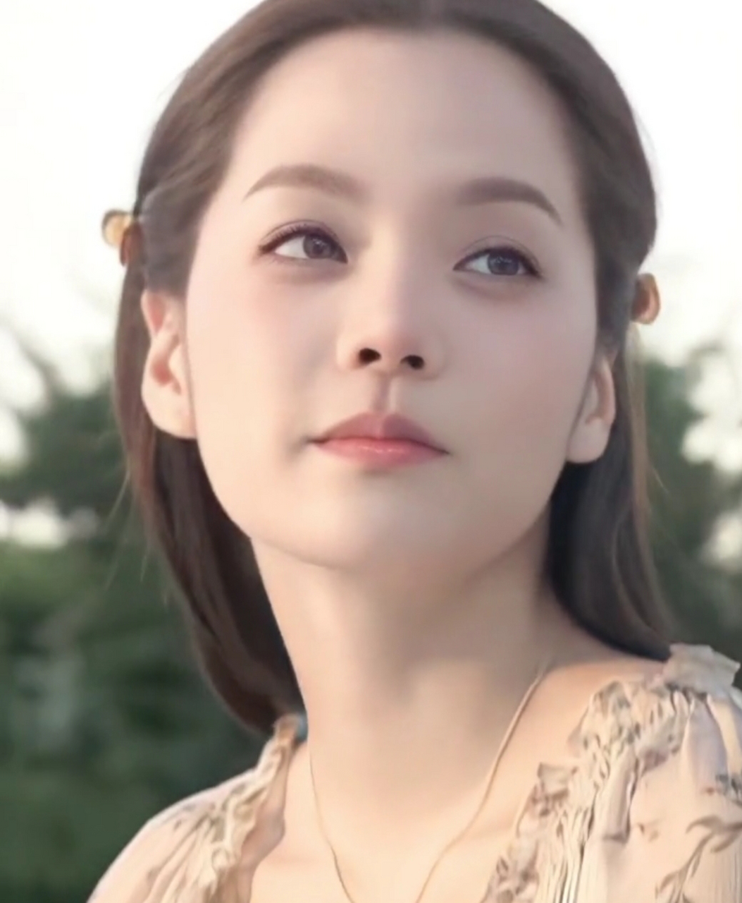 蔡琳太漂亮了,最喜欢她演的《必胜奉顺英》.