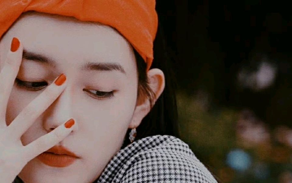 蒋依依中德混血