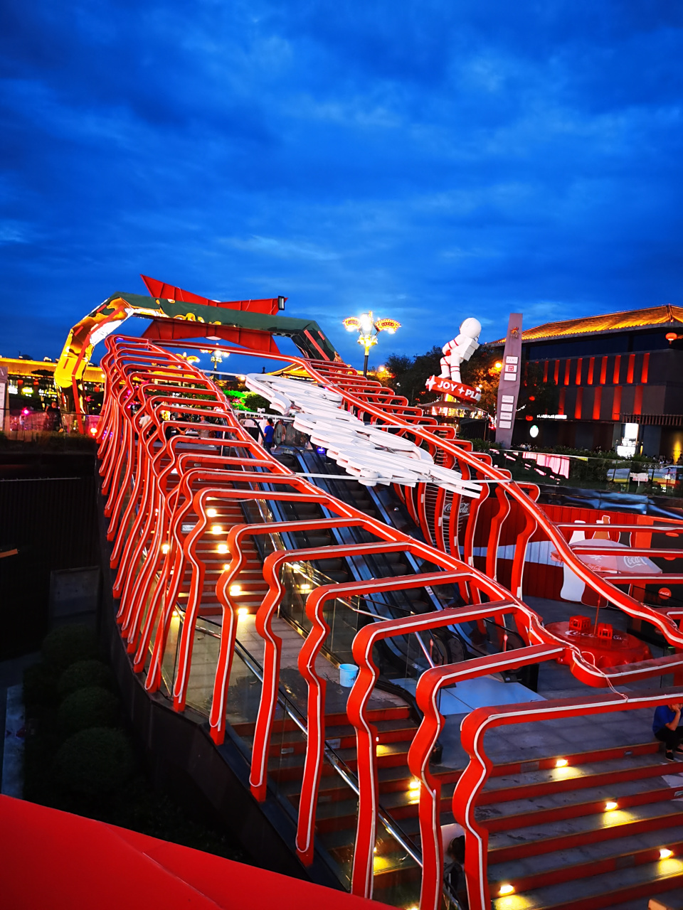 西安大唐不夜城步行街灯光秀