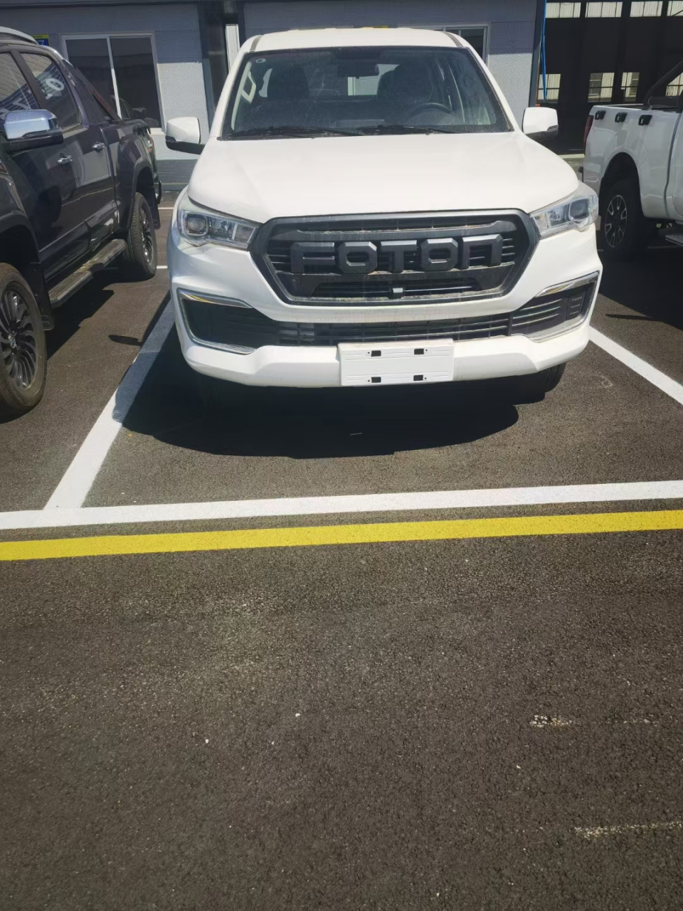 福田驭途9 1238白 小皮卡