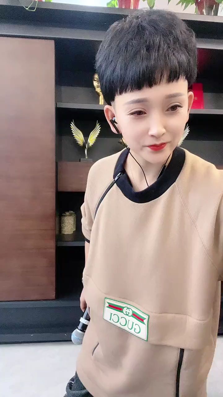 马美如版《谁》别有一番风味-度小视