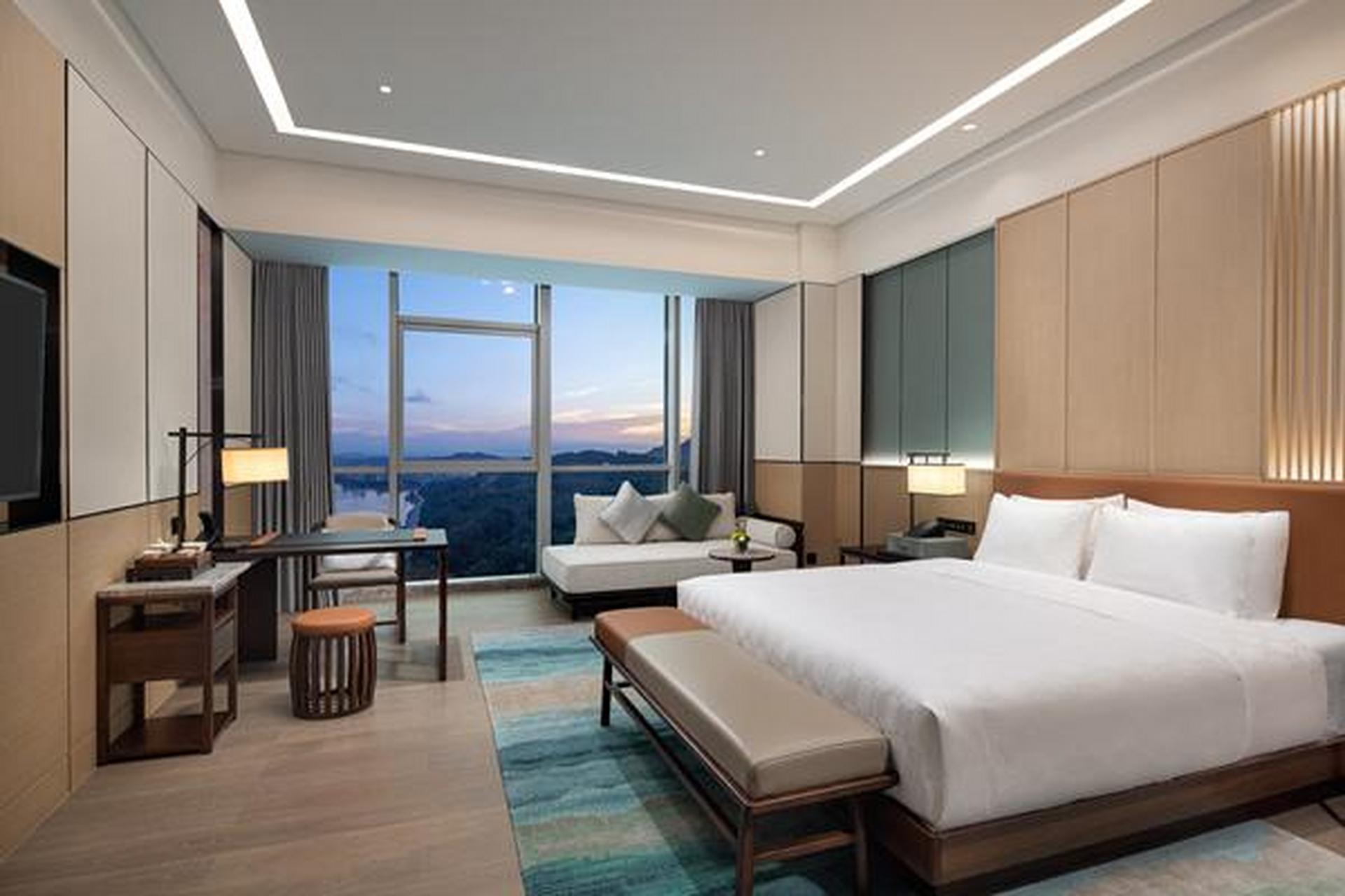 宜宾华邑酒店地处宜宾未来 "产城融合"发展的重要区域——三江新区