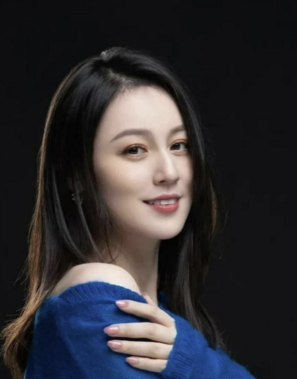 中国网红歌手唐艺:靠着抖音一步步成长,前婆婆称她是"好儿媳"