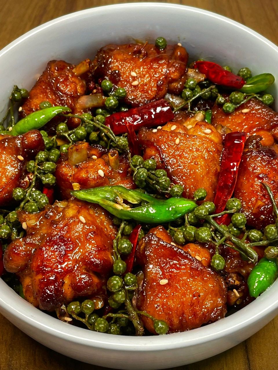 这道青花椒鸡一上桌就给我香迷糊了!