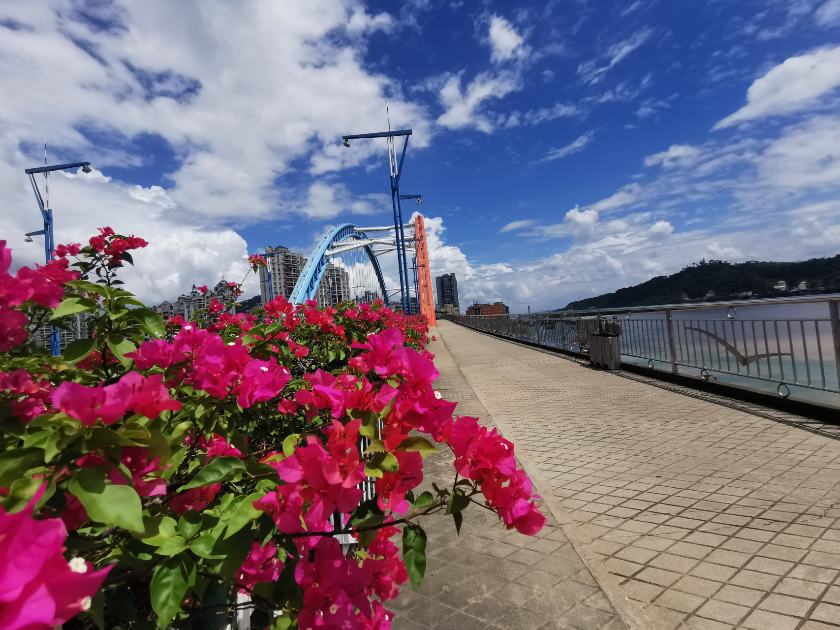 九月梧州,鸳鸯江美景再现,桂江,浔江两江在梧州八景之一的"鸳江春泛"