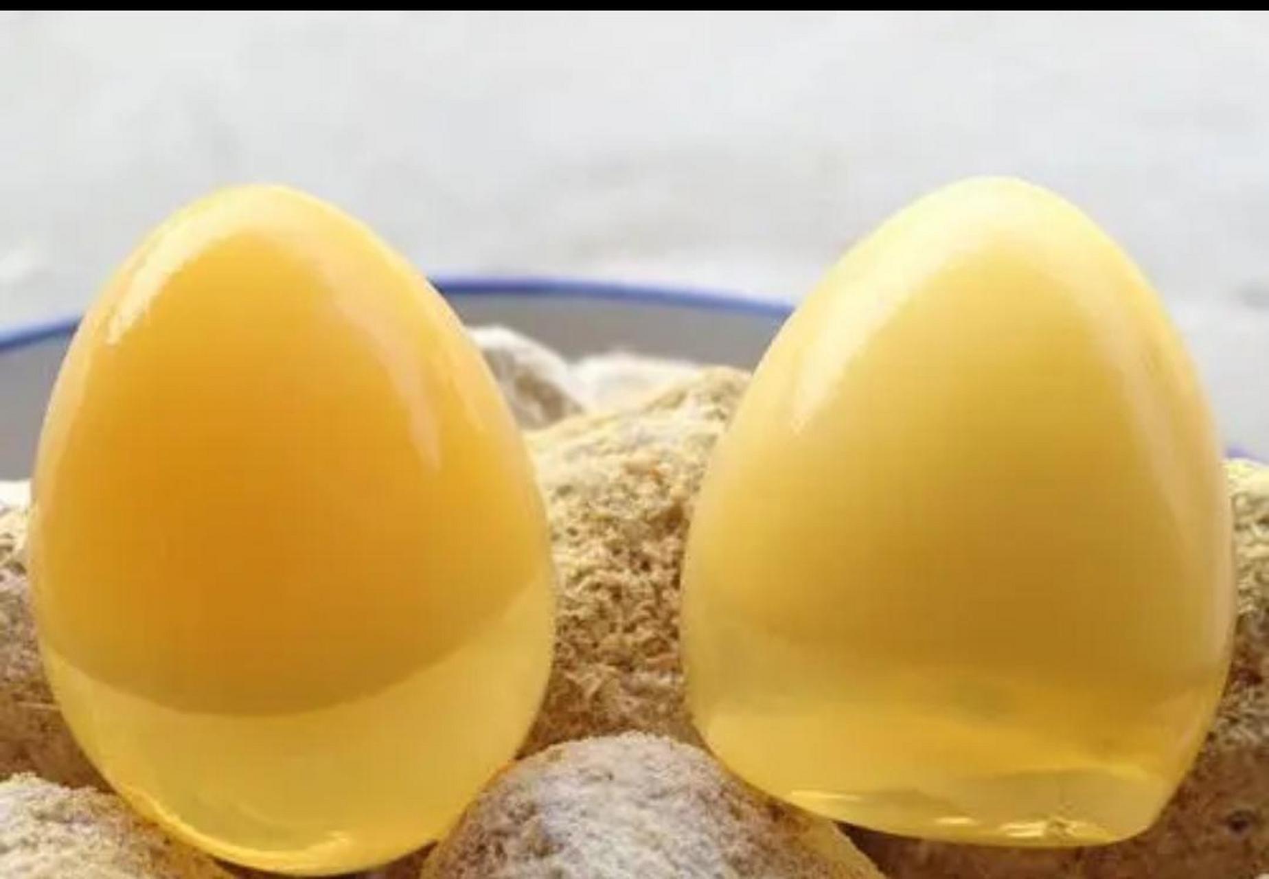 四川金堂五凤溪松花黄皮蛋. 湖南益阳松花皮蛋. 河南信阳松花皮蛋.