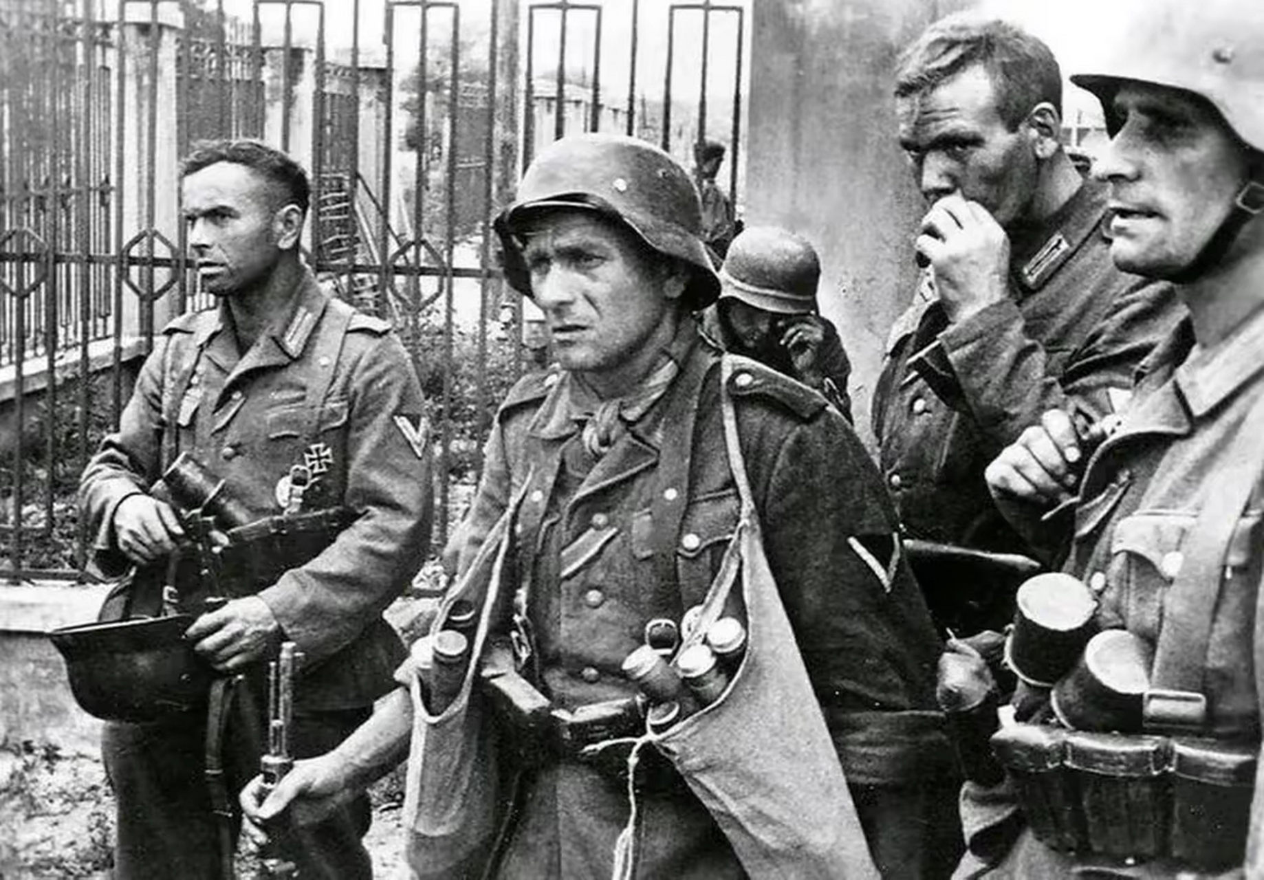 二战时期,有一个世界性强国没有参加,那就是西班牙,它当时为什么能够