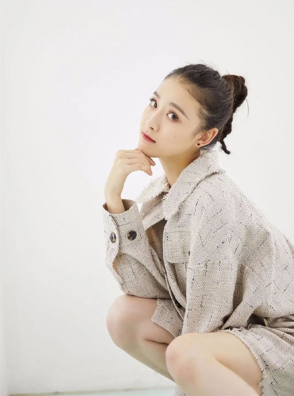 杨祺如,1999年1月27日出生于北京市,中国内地女演员,毕业于北京电影