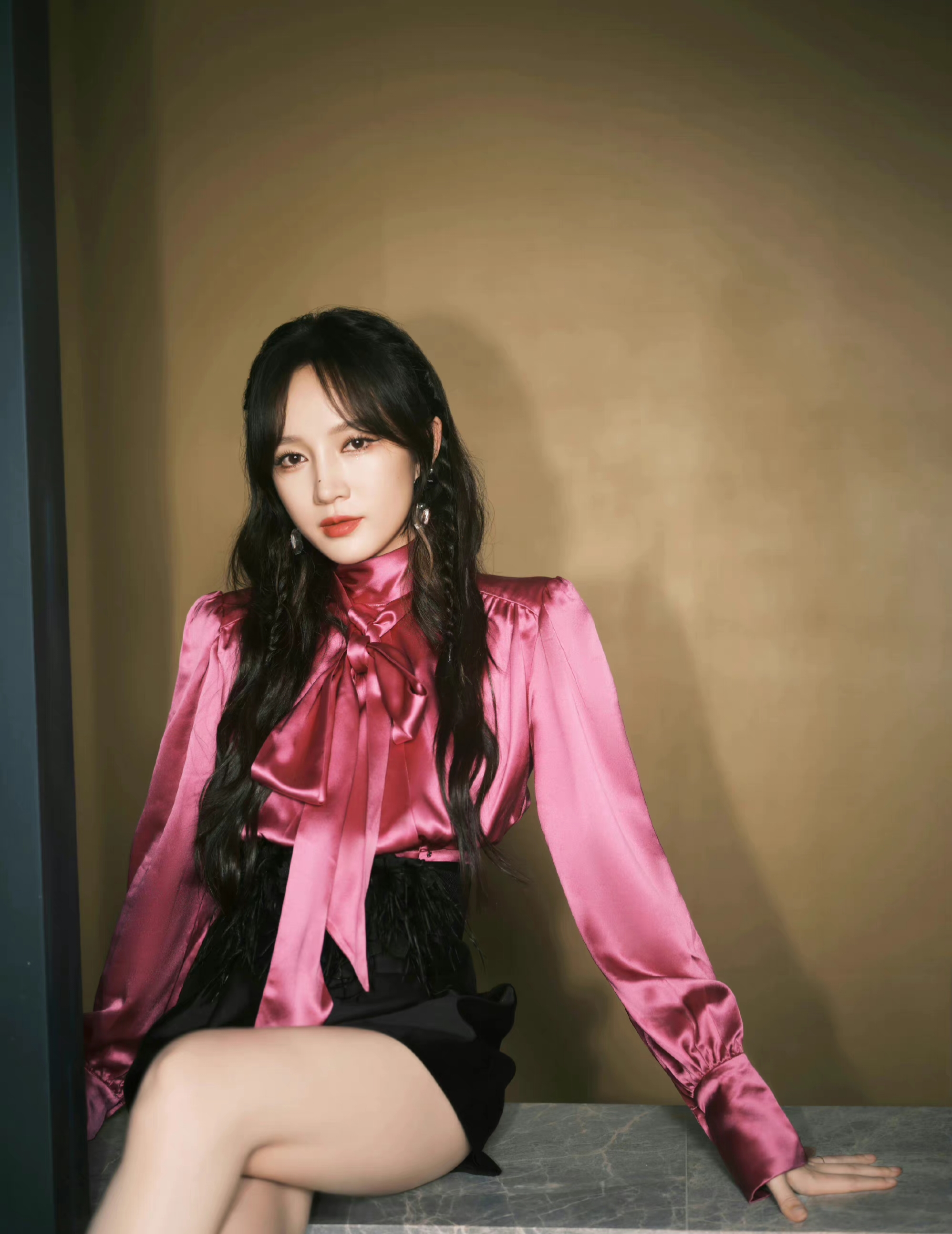 美女孟佳也爱搞怪