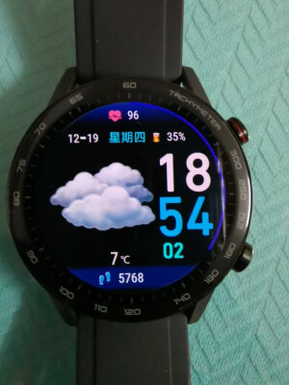 华米手表2和荣耀手表2哪个好,荣耀手表gs pro对比gt2  荣耀手表2其实