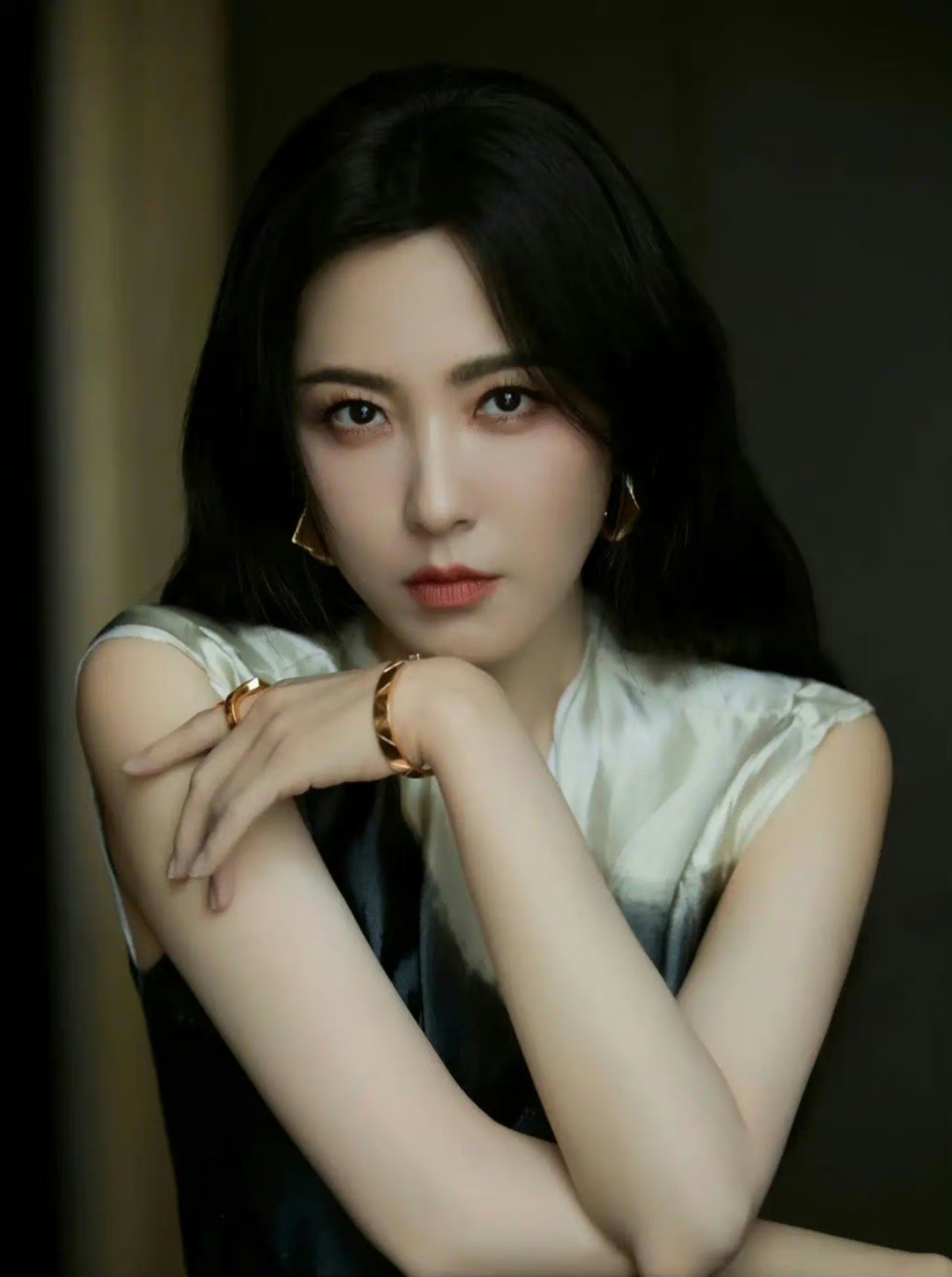 温柔的国风淑女感,落落大方美貌在线,今天也是为了姐姐疯狂心动的一天