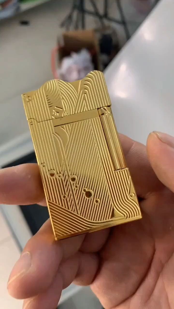 美人鱼山治煤油打火机