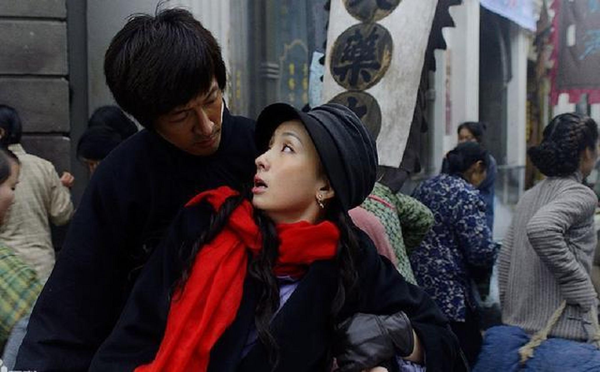 电视剧《红色》中男主角徐天从对田丹的一见钟情,到最后的可以为她去