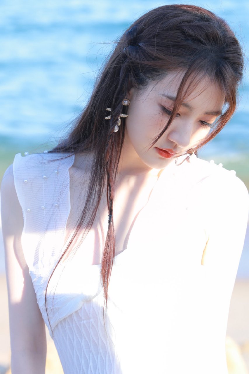 徐璐高清壁纸头像(二十九)[温暖]