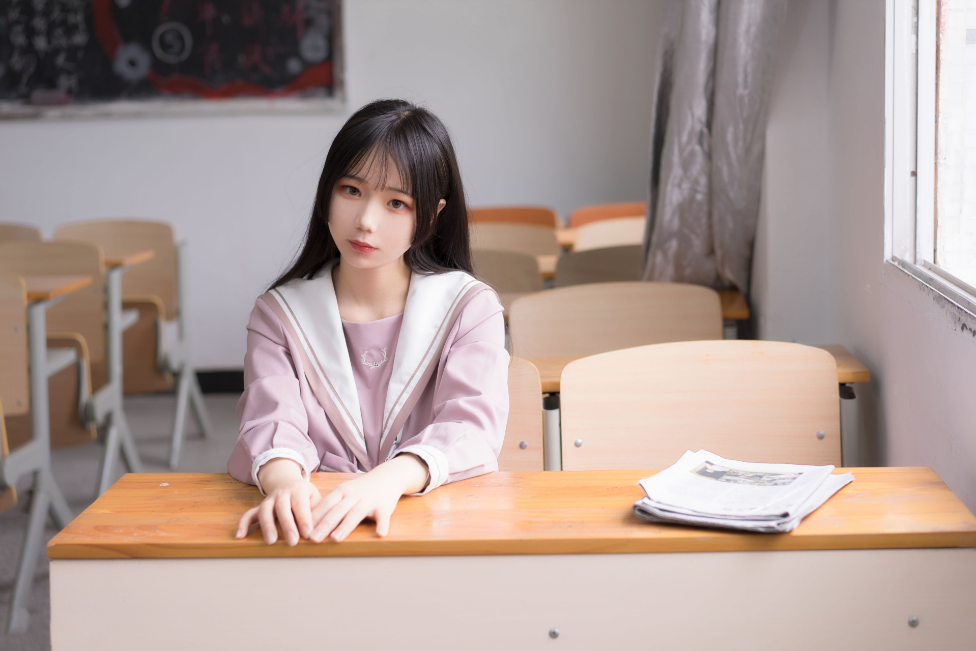 粉色jk 制服小姐姐校园写真