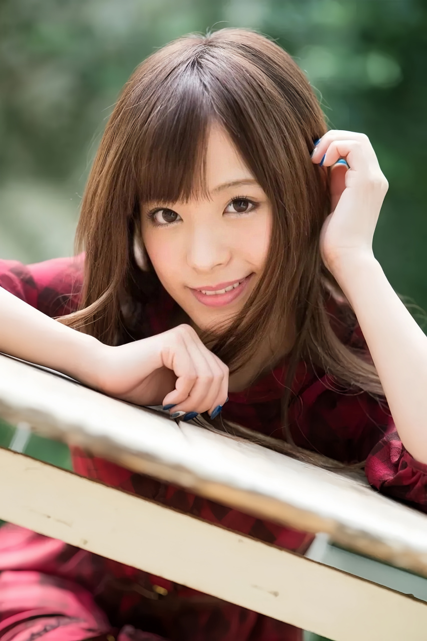 高颜值女生桃乃木香奈