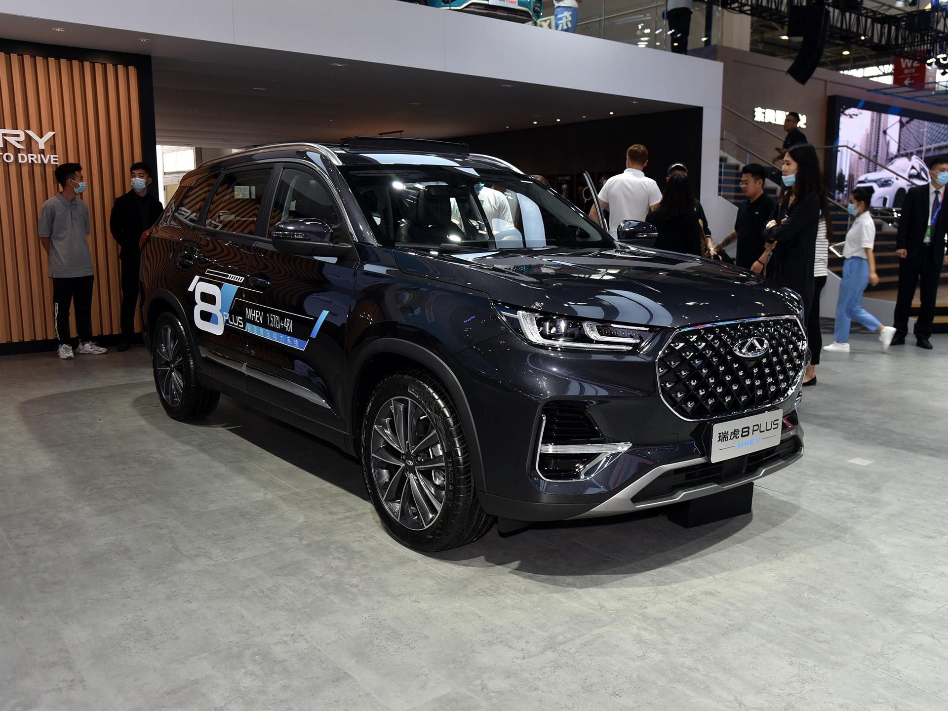 12.5万起售,空间大的紧凑型suv,实拍瑞虎8plus