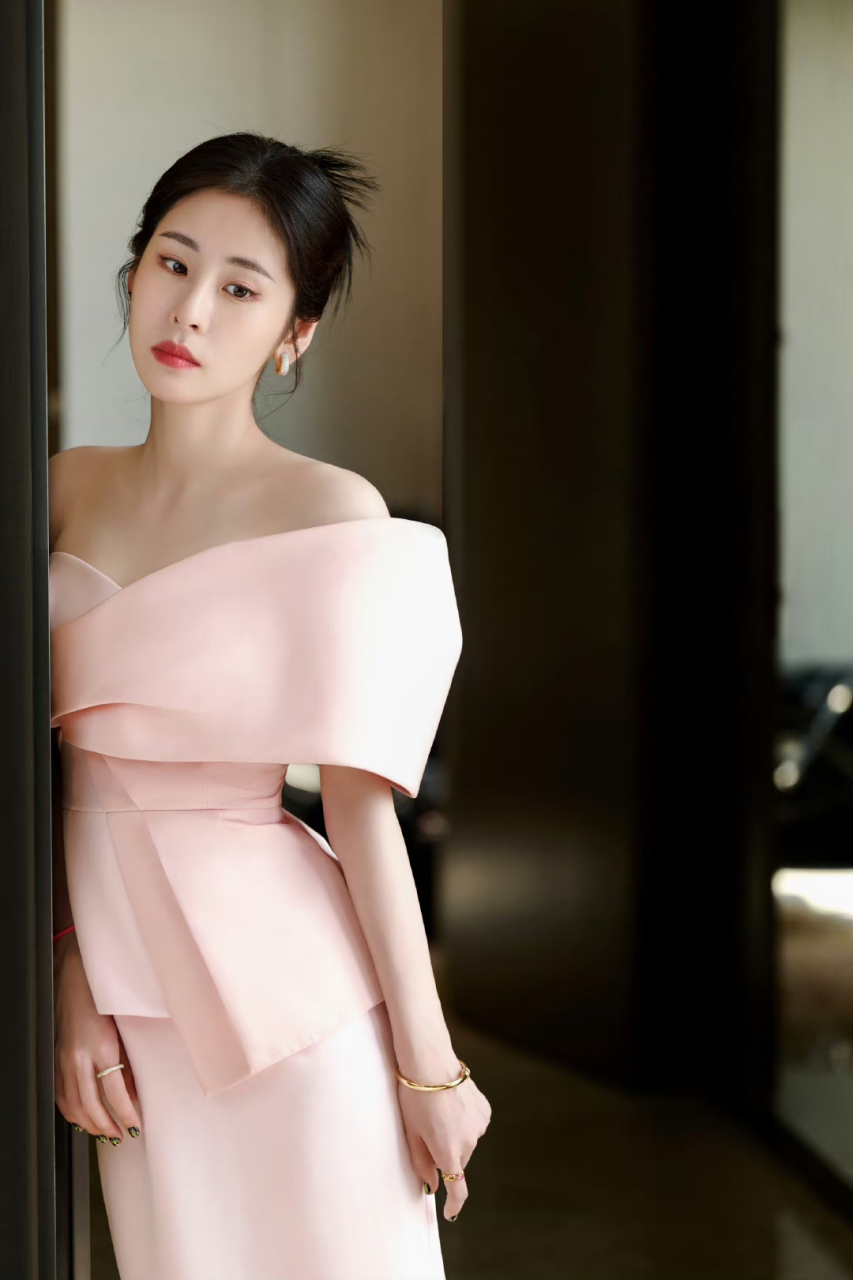 张碧晨美照,美艳动人!#养眼美女